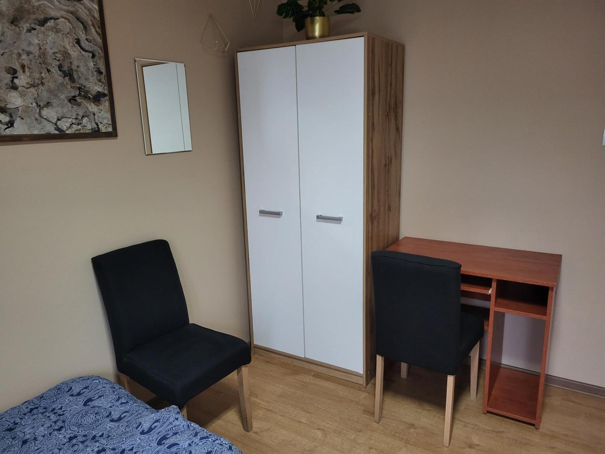 Hostel Gliwice Centrum Parking מראה חיצוני תמונה